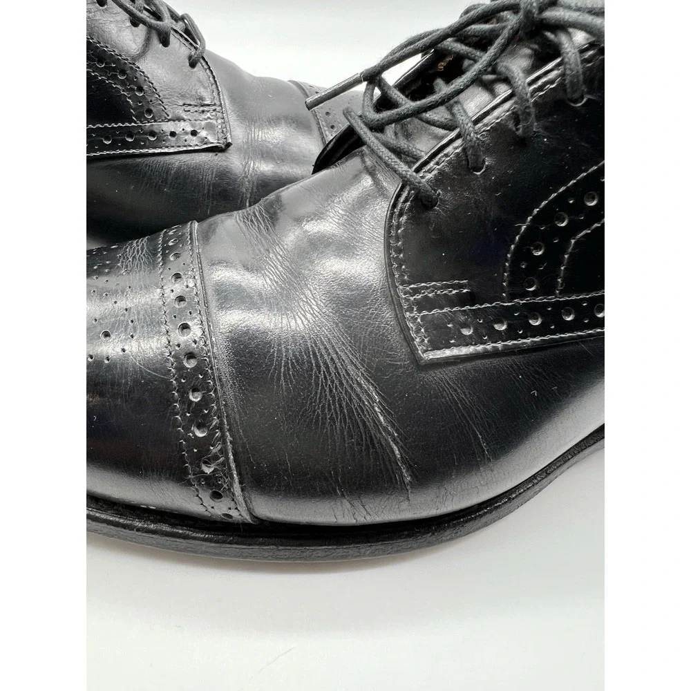 Allen Edmonds Colton Black Leather Medallion Cap Toe Oxfords‎ USA Men's Size 9.5